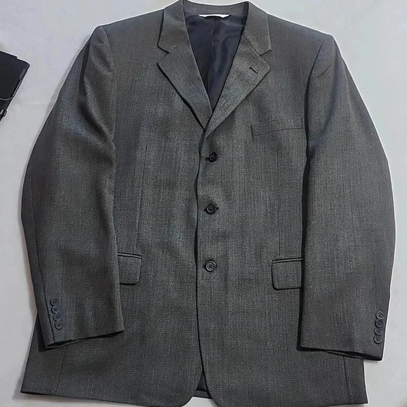 Men's Versini Coat, Black/Tan, Size 46 Long, Pre-Owned - Picture 3 of 9